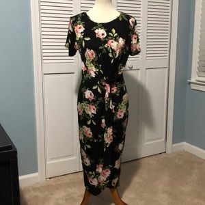 Black floral knot front detail dress